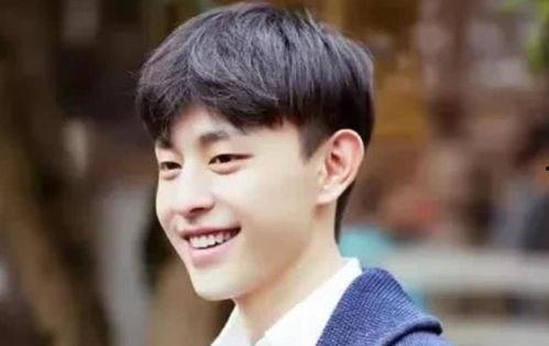 圈内爆料李现邓伦,揭秘娱乐圈的友情与竞争  第3张